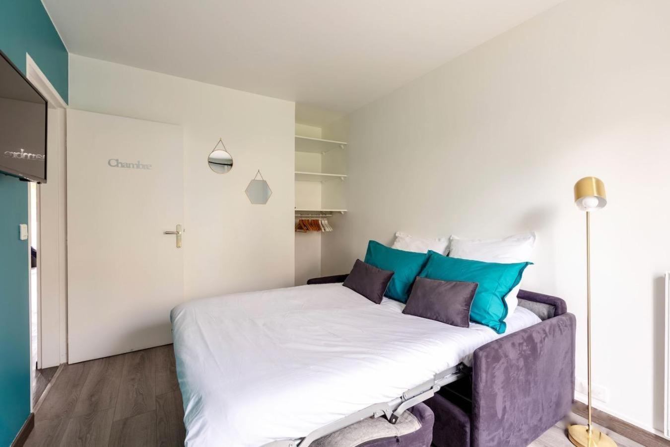 Charmant Refuge Avec Jardin, A 6 Minutes A Pied Du Metro Creteil L Echat-Lovely Retreat With Garden, Located A 6-Minute Walk From Creteil L Echat Metro Station Εξωτερικό φωτογραφία