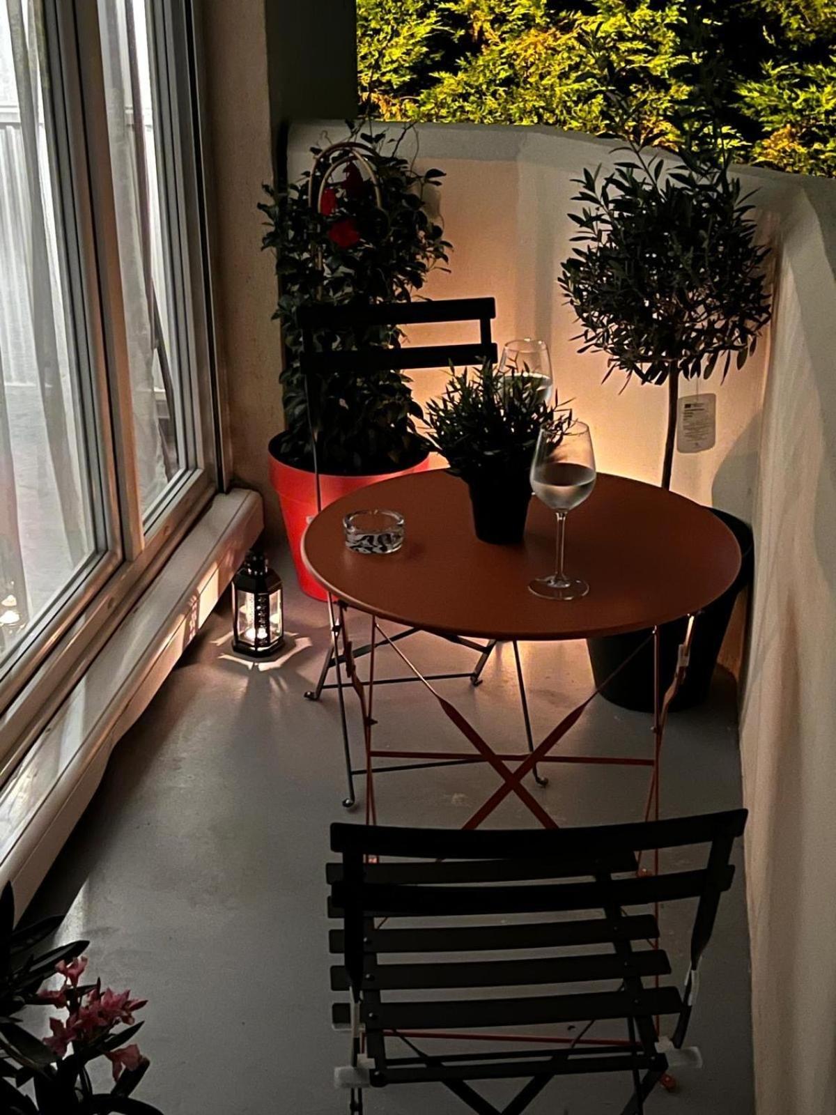 Charmant Refuge Avec Jardin, A 6 Minutes A Pied Du Metro Creteil L Echat-Lovely Retreat With Garden, Located A 6-Minute Walk From Creteil L Echat Metro Station Εξωτερικό φωτογραφία